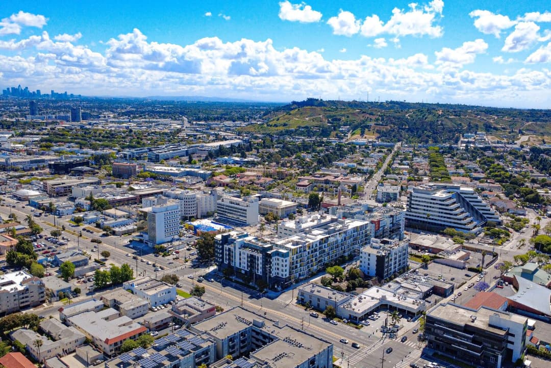Image of 9900 Venice Blvd Property