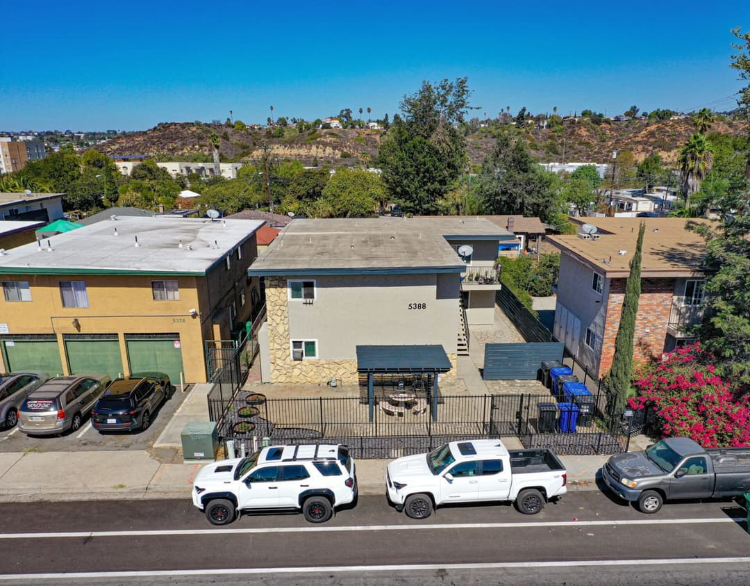 Image of 5388 Imperial Ave Property